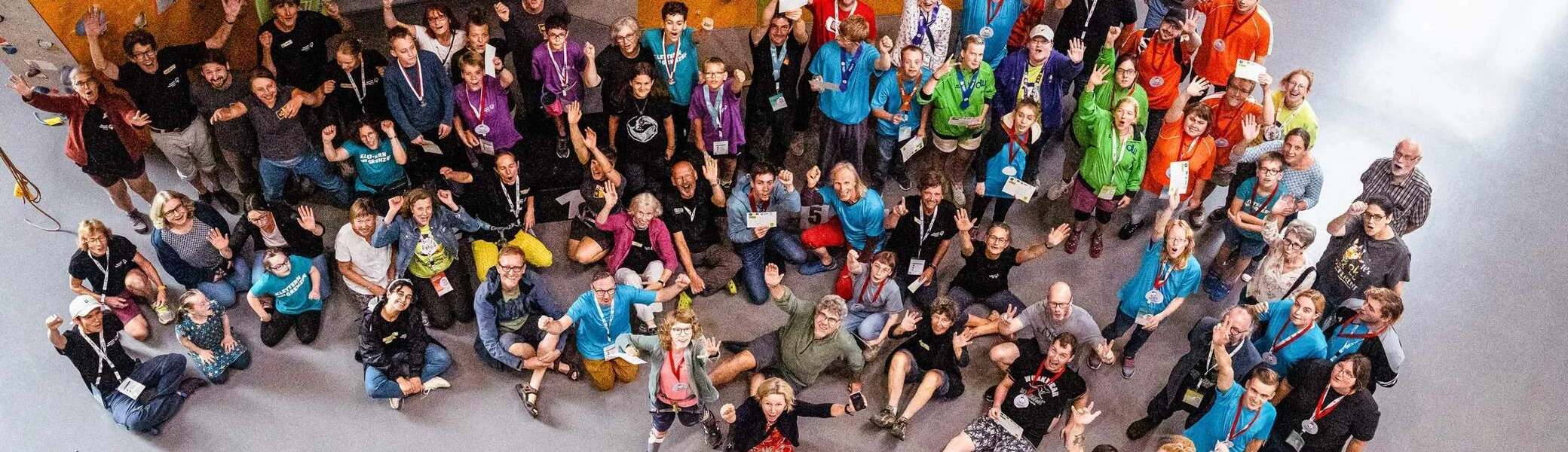 Gruppenbild bei SpecialOlympics im Kletterzentrum | © DAV Bremen