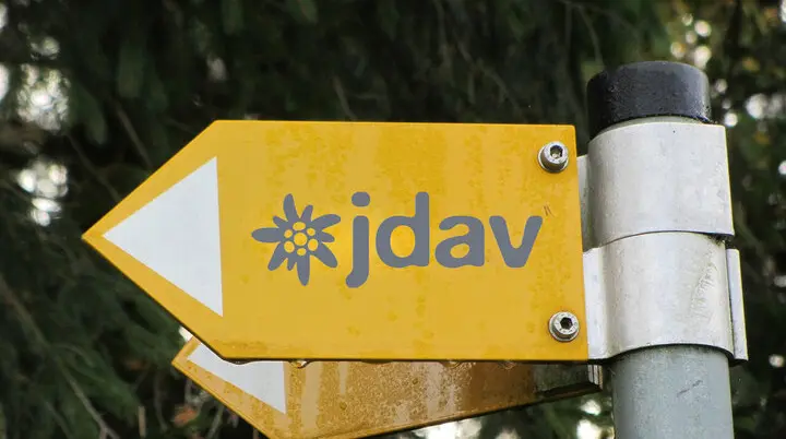 Wegweiser weißt jdav aus | © DAV Bremen