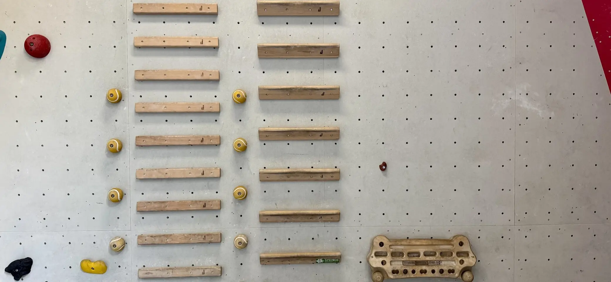 Boulderbereich im UNTERWEGS – DAV Kletterzentrum Bremen | © DAV Bremen