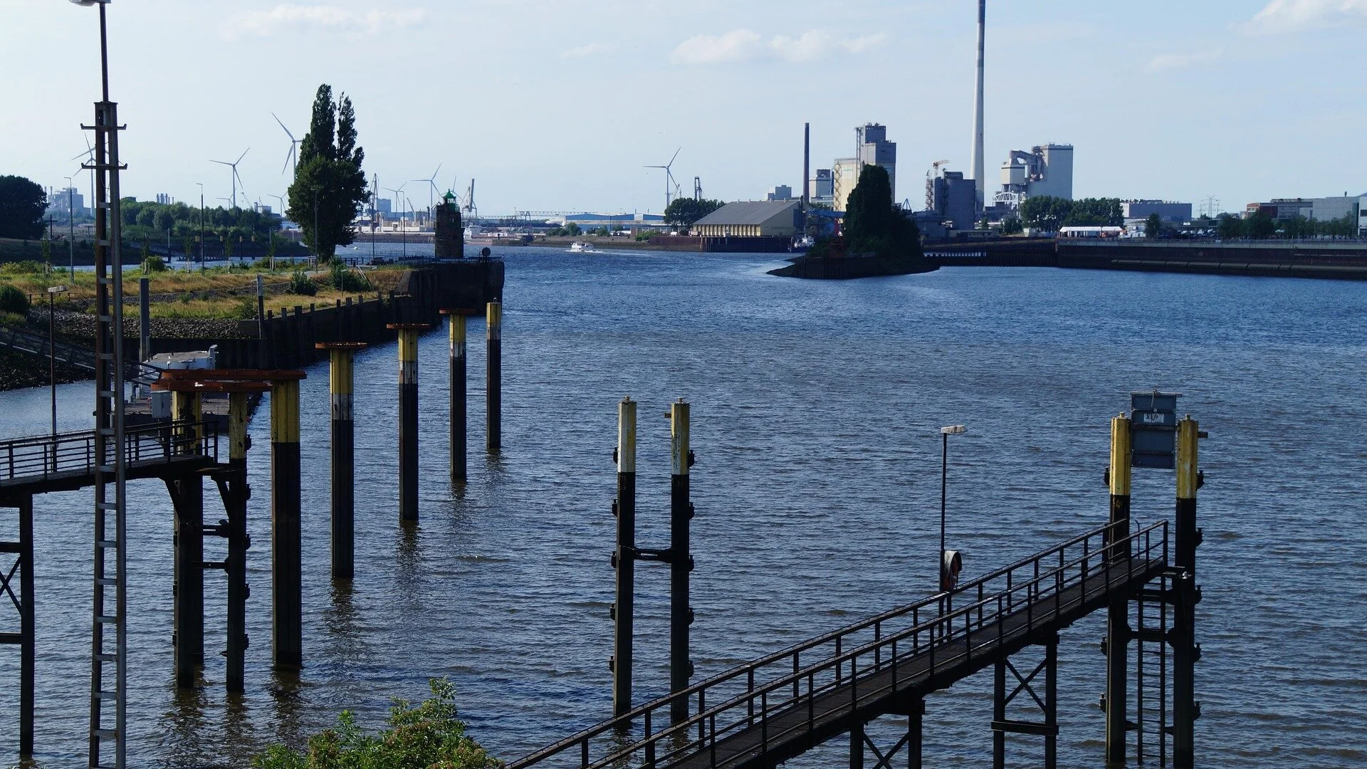 Bremen Überseestadt | © Bild von andidrea auf Pixabay